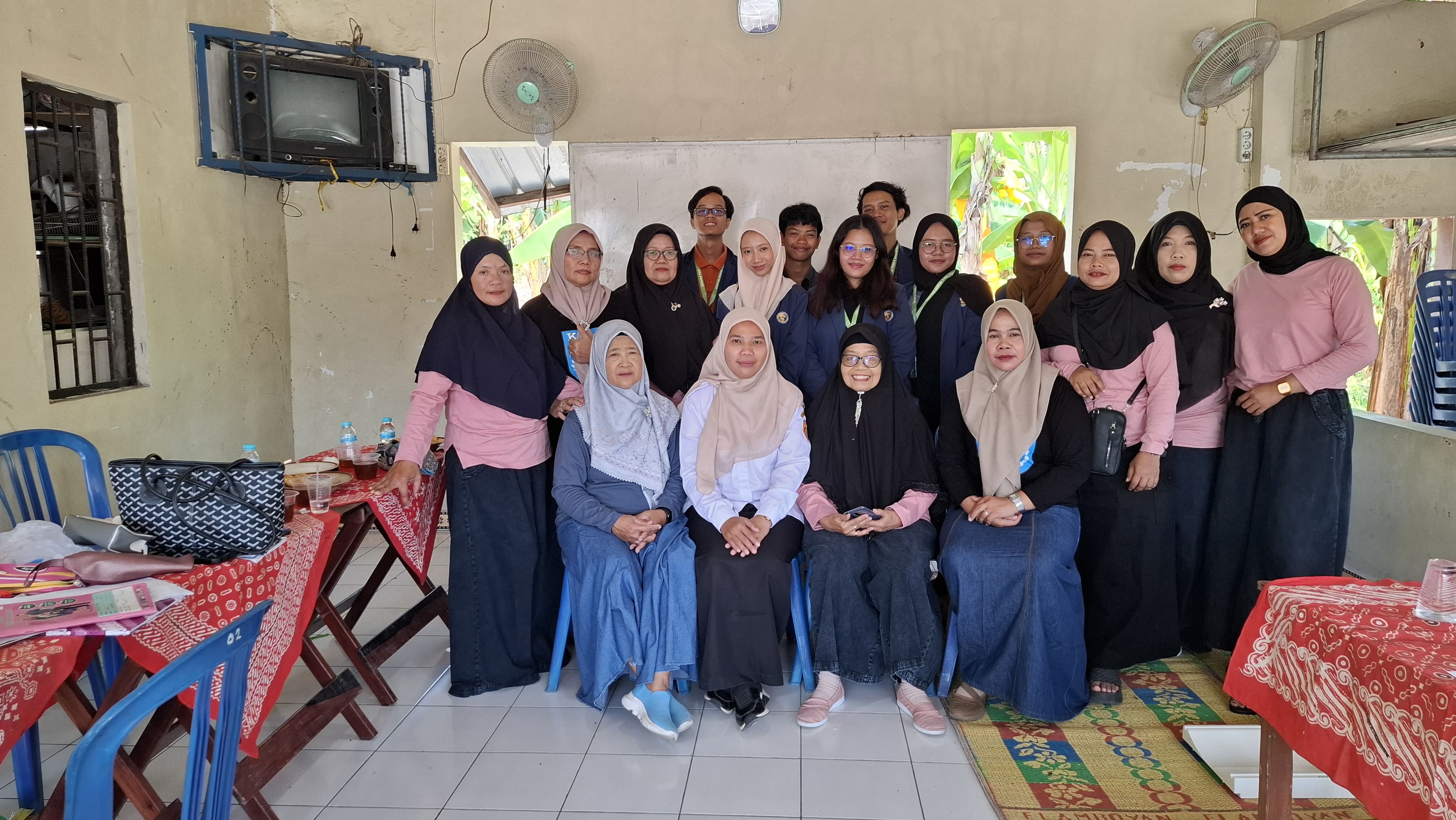 Posyandu Balita Lansia Pos 01 di Pakis,Rw 04 Desa Pondok Berkolaborasi Dengan Mahasiswa KKN-Tematik USH (Universitas Sugeng Hartono)