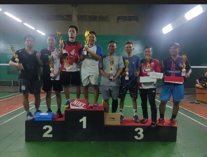 LOMBA BULUTANGKIS DESA PONDOK
